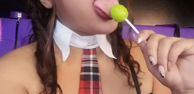 Model - AmelyKent blowjob