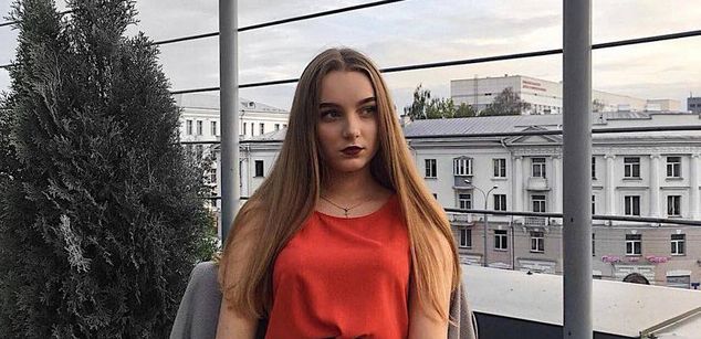 Model - SweetRose beautiful