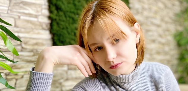 Model - CamilleRaleigh bra