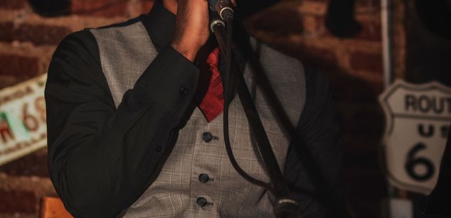 Model - Kiros findom