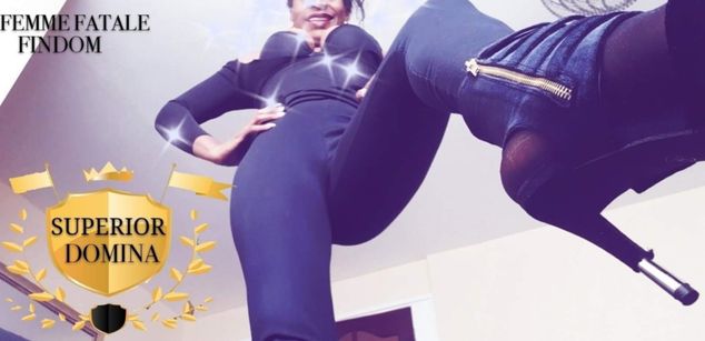 Model - Eve Fatale worship