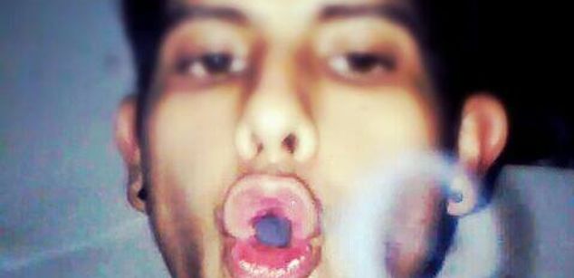 Model - DannyHot bigcock