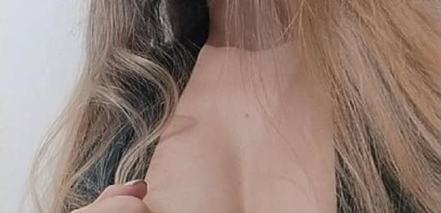 Model - Heidy Kung teen