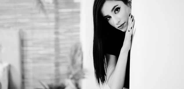 Model - AmeliaJune boobs