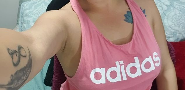 Model - sheina strapon