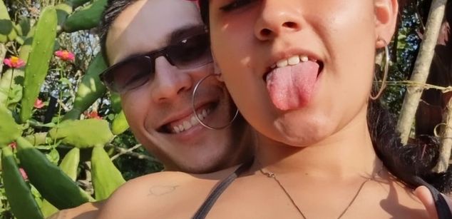 Model - MEGAN Y MAX home