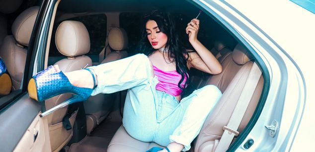 Model - EmilyPrada feet