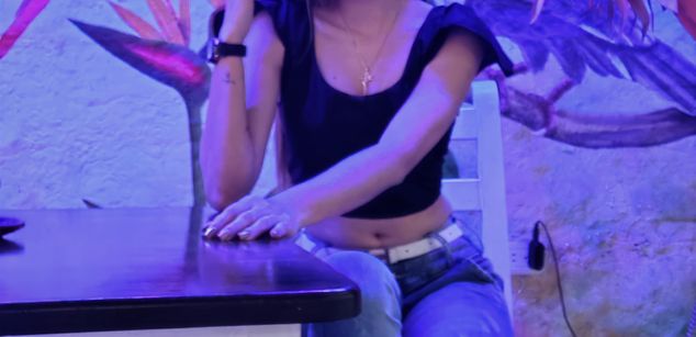 Model - Bianca Brunni squirt