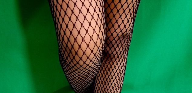 Model - Valery Fox pies