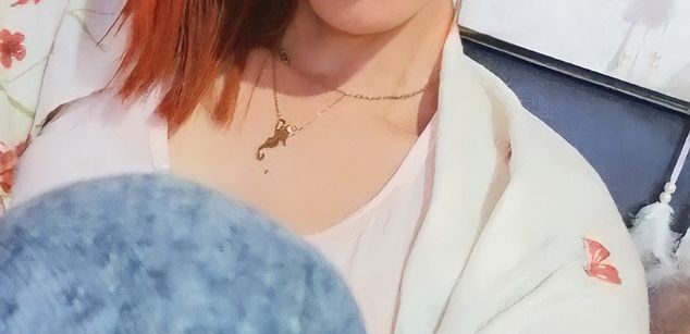 Model - kattyrosse cum