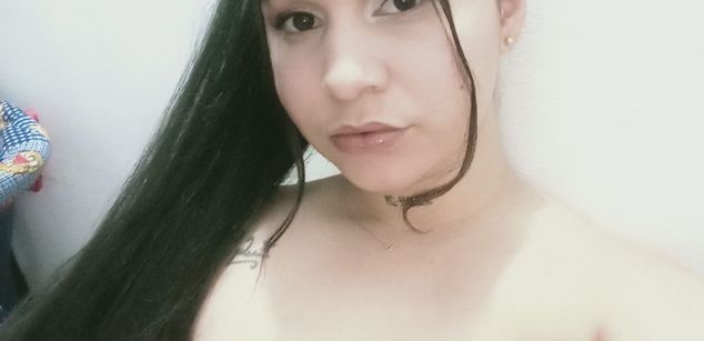 Model - Emily_Hot_ cum