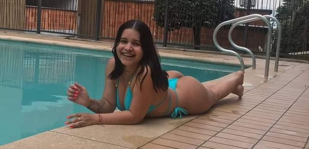 Model - Emily_Hot_ cum