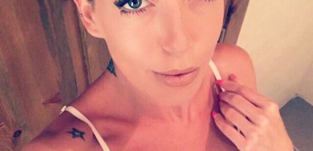 Model - Sophia Hunter squirting