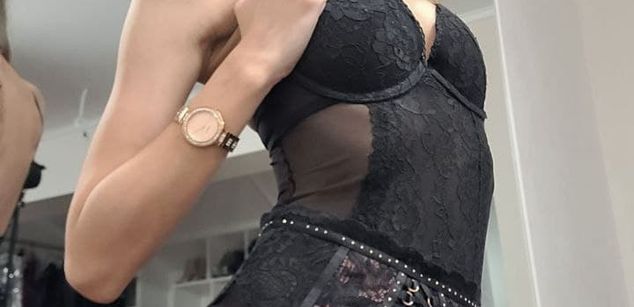 Model - MayaHale mistress