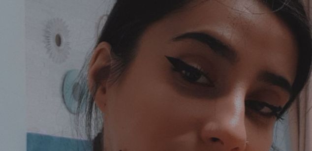 Model - AmeliaJune boobs