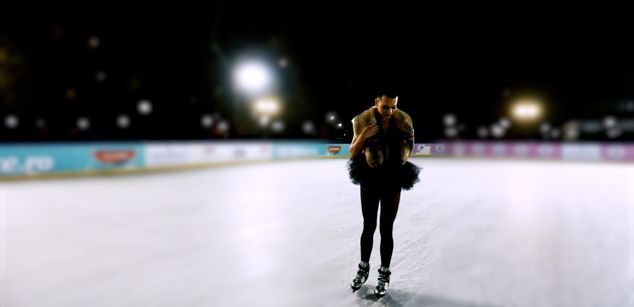 Model - BonnieCampbell cei