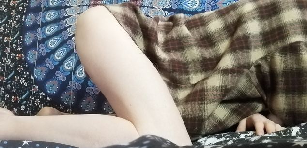 Model - skysecret smoking