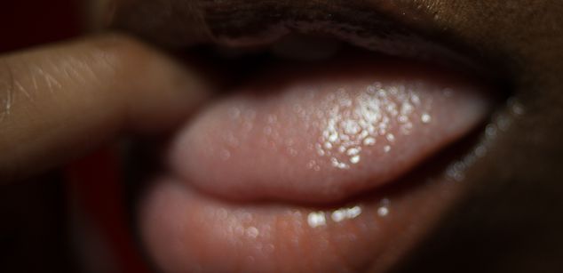 Model - Santi Joy masturbation