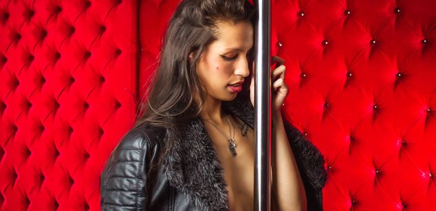 Model - Kmill deepthroat