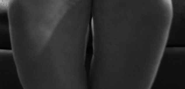 Model - Dani hairyarmpits