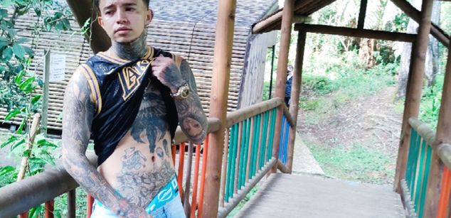 Model - alexander tatto latino