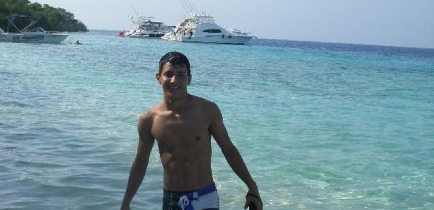 Model - Kevinstar_red athletic