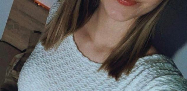 Model - Angelica LUSH