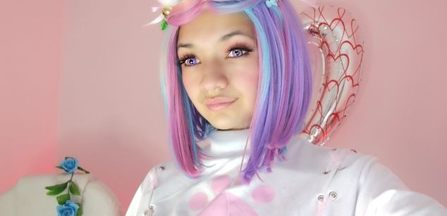 Model - Ms.Pickles squirt