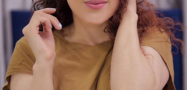 Model - Laura_fountain_ squirt