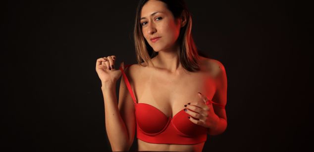 Model - Ana Mod findom