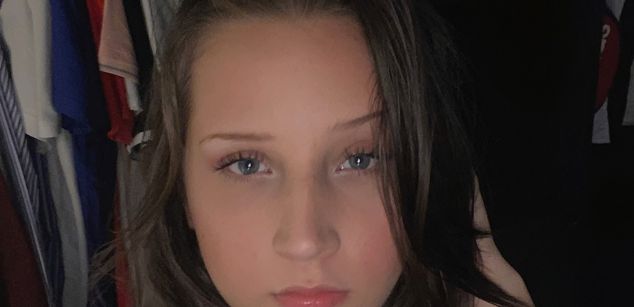 Model - miss_jackson tits