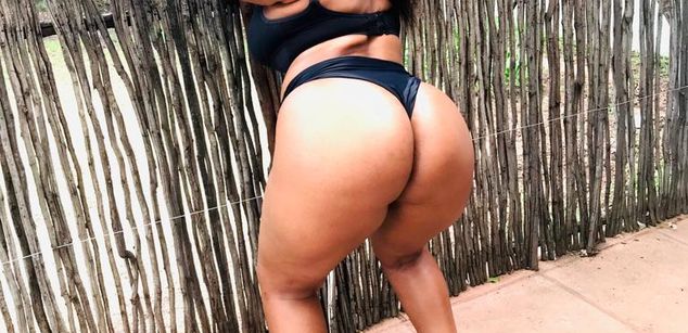 Model - Bustyzii spankass