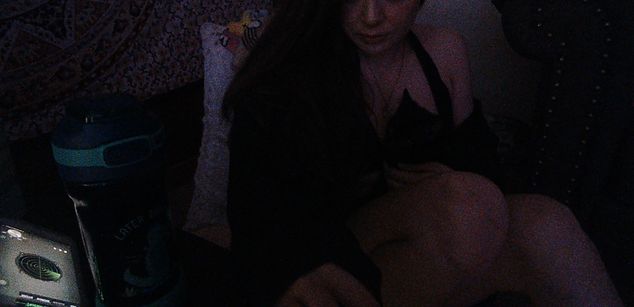 Model - alixia submissive