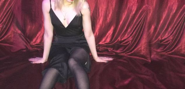 Model - Bratz_doll sexy