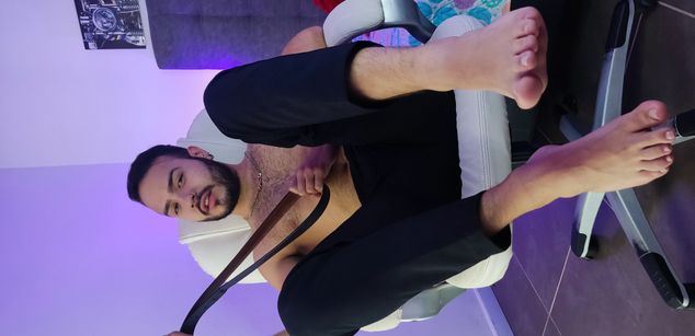 Model - oxiris latino