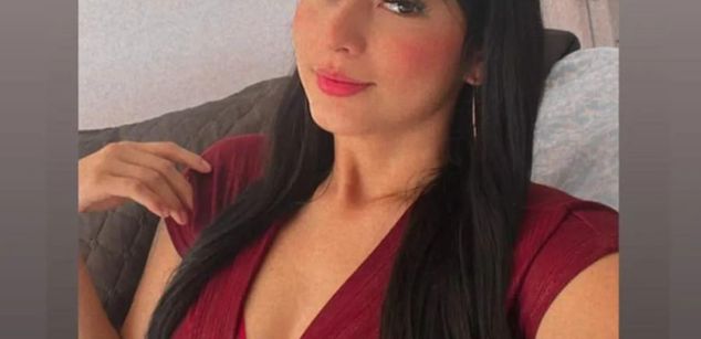 Model - Isabella Rouse latina