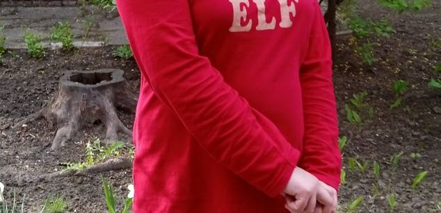 Model - SaraGold sexy