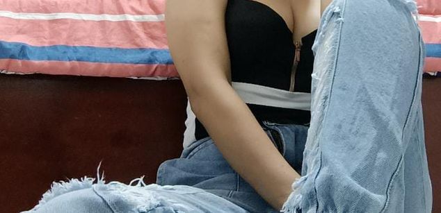 Model - Flowertasty daring