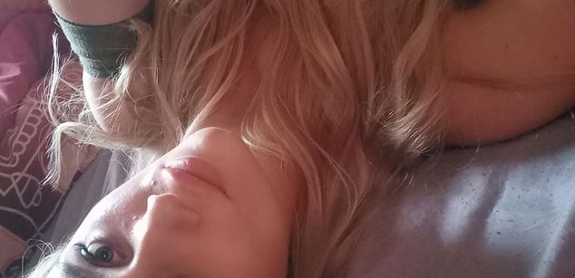 Model - Fabulous Beauty dominatrix