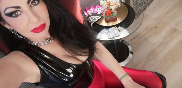 Model - Rachel Mall boots