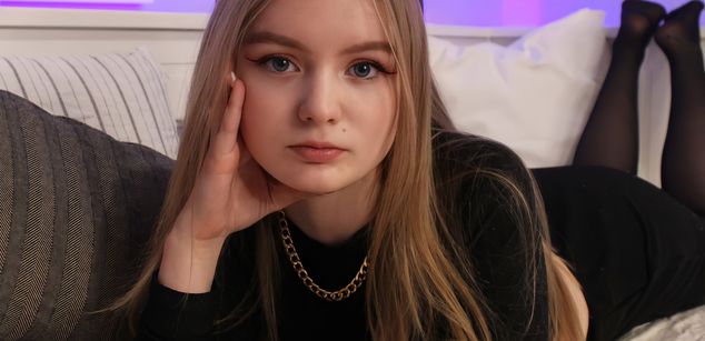 Model - Britney Blush girlfriend