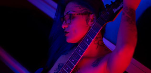 Model - Anny Lestrange dildo