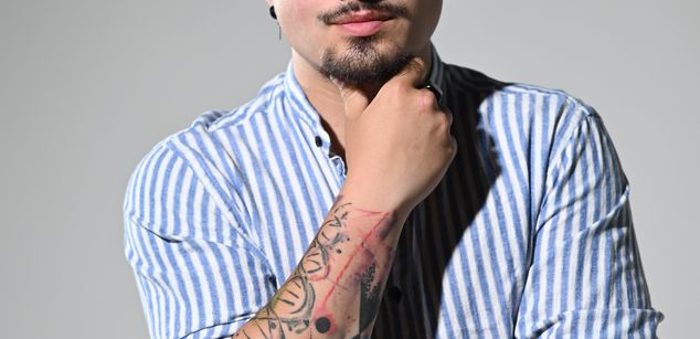 Model - TomWylie whip