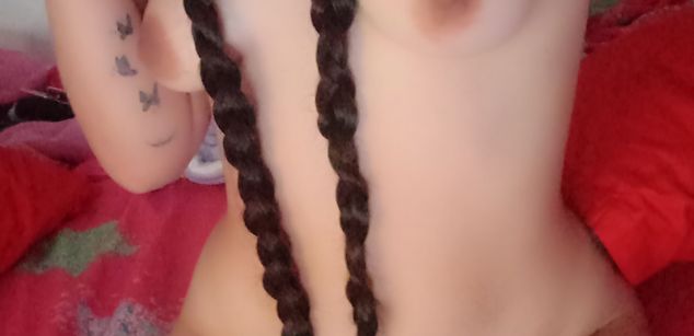 Model - DayannaSweet latina