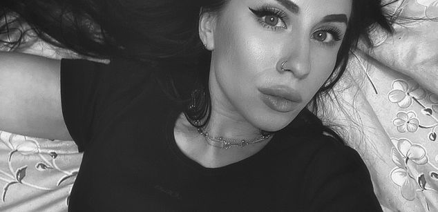 Model - Sweet girl nice