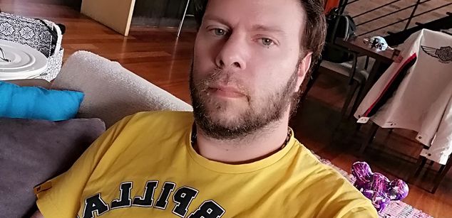 Model - MASTER BRUCE humiliation