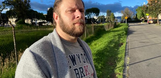 Model - MASTER BRUCE humiliation