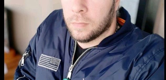 Model - MASTER BRUCE humiliation