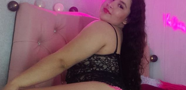 Model - BELLA latina