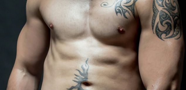 Model - joao and grey feet